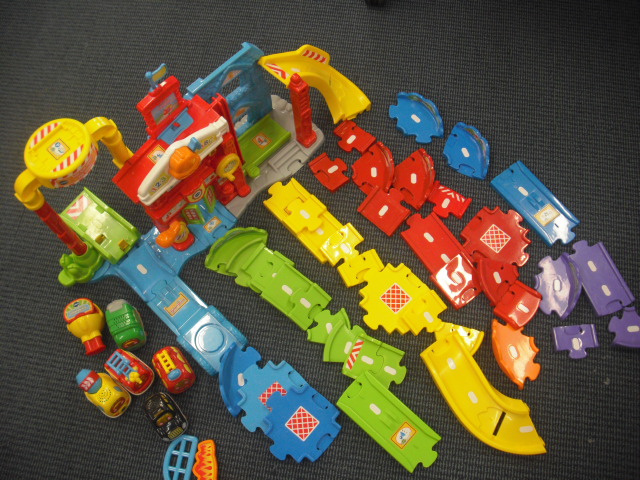 v tech toot toot drivers fire station
